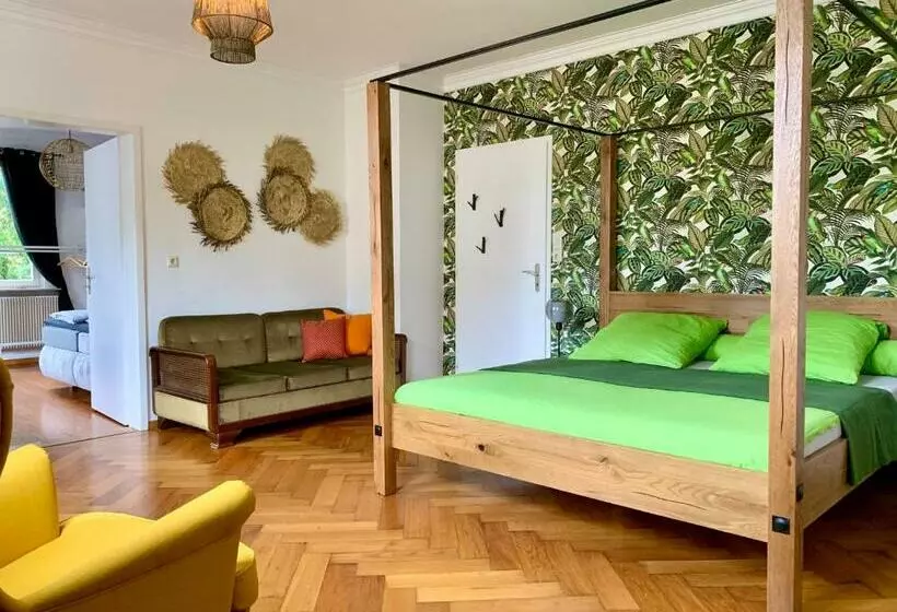 Boutique Apartment Villa Landenberger Outlet Metzingen P12e