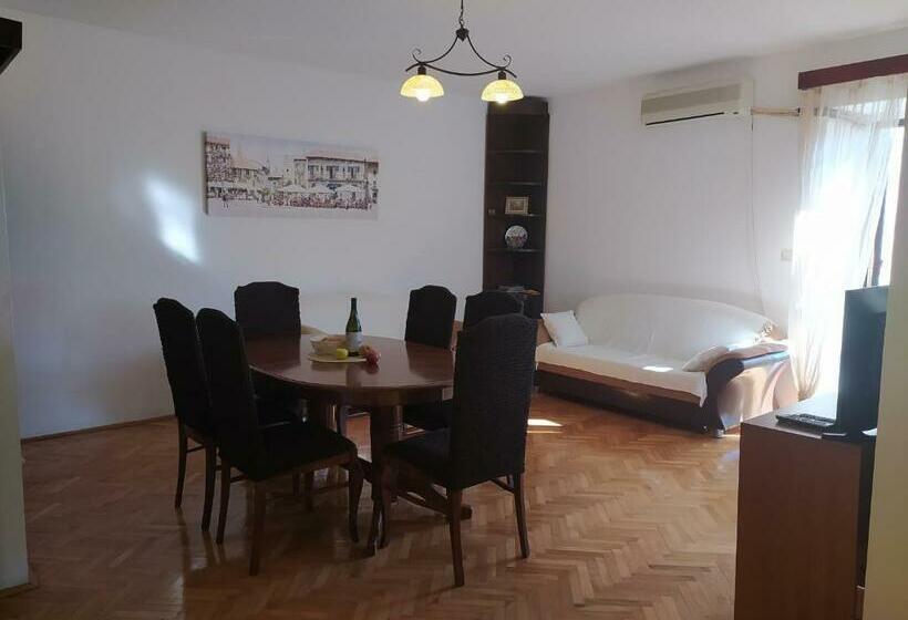 City Life Apartman
