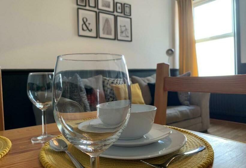 Faraday   Central Location Ideal For Contractors And Visiting Newcastle Free Wifi Free Parking