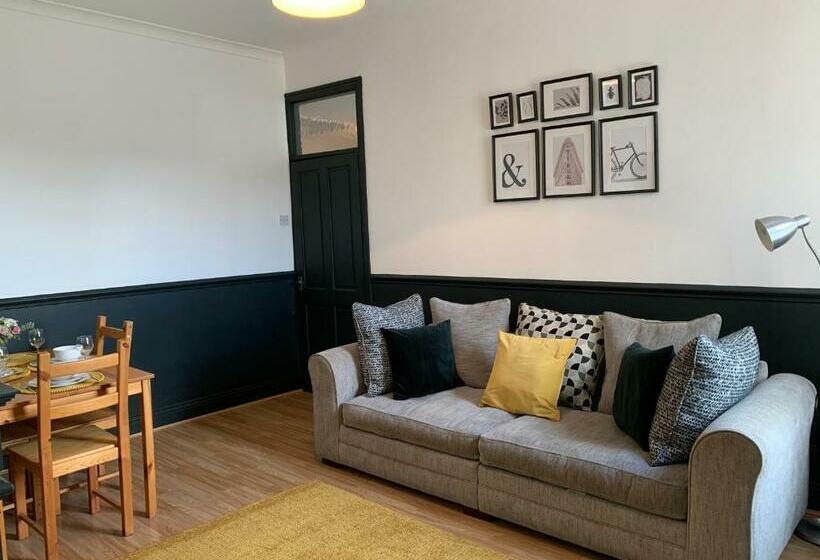 Faraday   Central Location Ideal For Contractors And Visiting Newcastle Free Wifi Free Parking