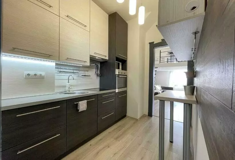 Manyi Apartman 2