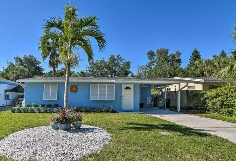 Rita S Cottage By The Beach   Steps To Ocean!