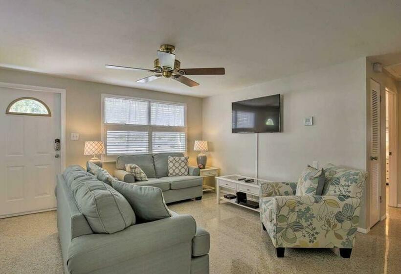 Rita S Cottage By The Beach Steps To Ocean!