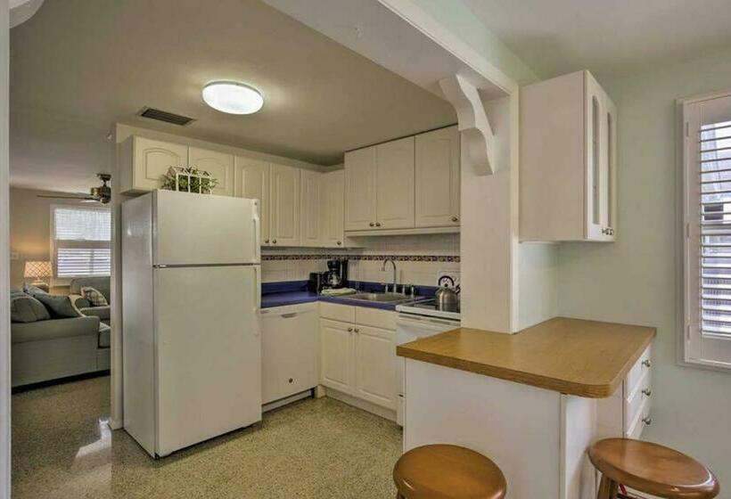 Rita S Cottage By The Beach Steps To Ocean!