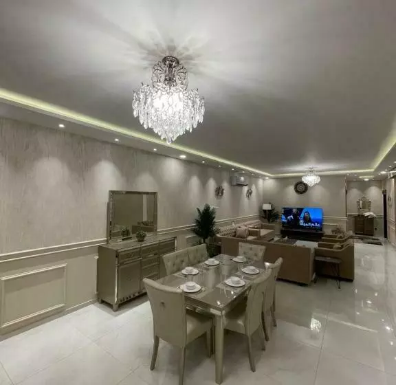 فيلاtr1الجامعة
