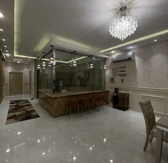 فيلاtr1الجامعة