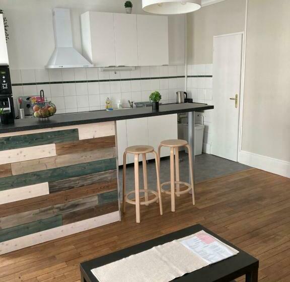 13 Boulvard Solférino T2 Agréable Pour Deux Pers