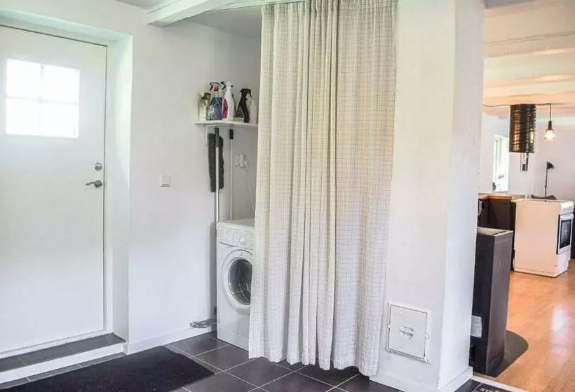 5 Bedroom Lovely Home In Tving