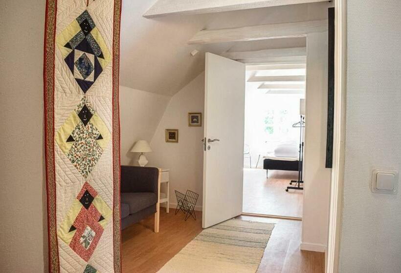 5 Bedroom Lovely Home In Tving