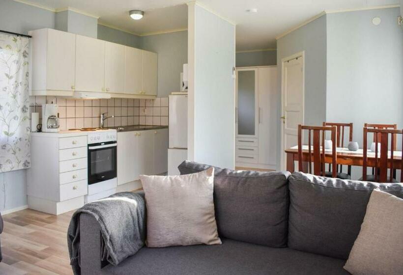 Gorgeous Home In Hasslö With Wifi