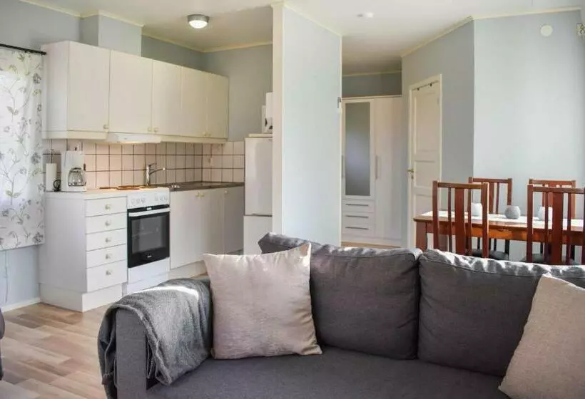 Gorgeous Home In Hasslö With Wifi