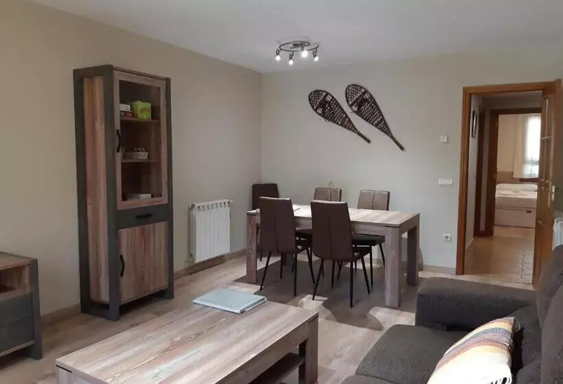 Apartamento Familiar Con Vistas Y Garage La Portiecha