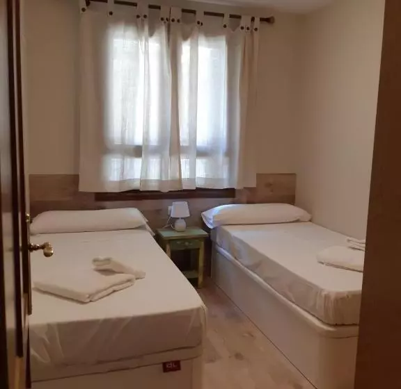 Apartamento Familiar Con Vistas Y Garage La Portiecha