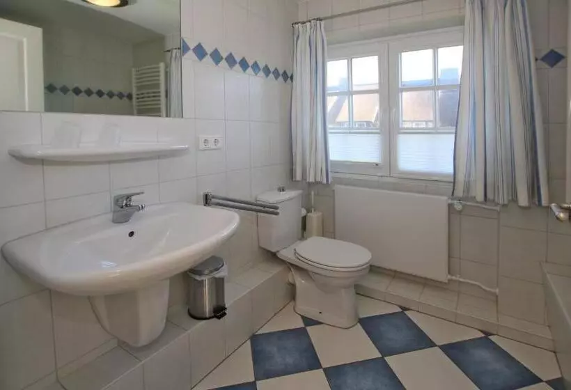 Hochstieg 28_ Inselnest