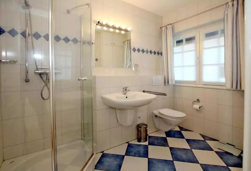 Hochstieg 28_ Inselnest