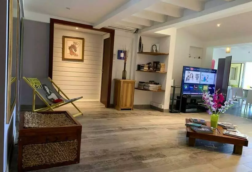 Villa Clara Gosier Sea View