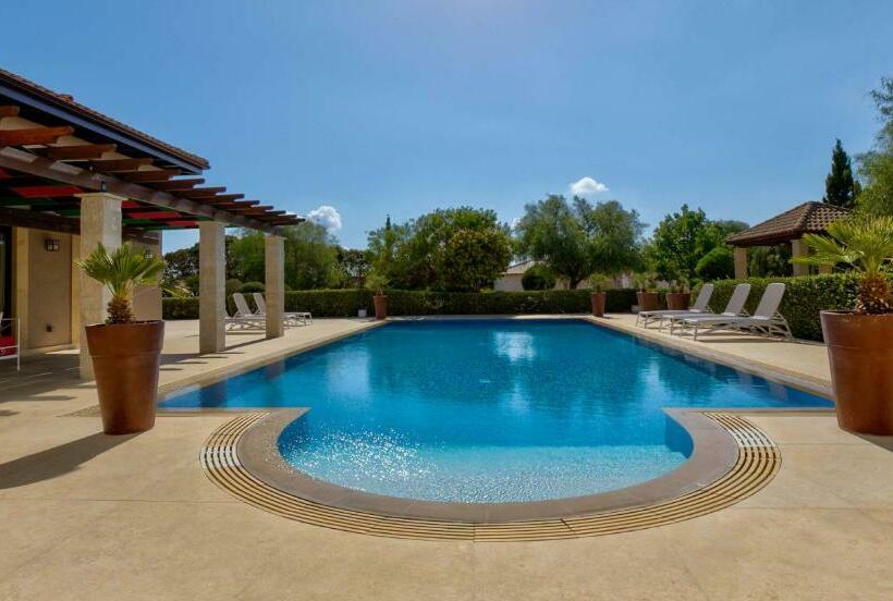 Villa Delphin 375 Fantastic Villa With Amazing Outside Space, Aphrodite Hills