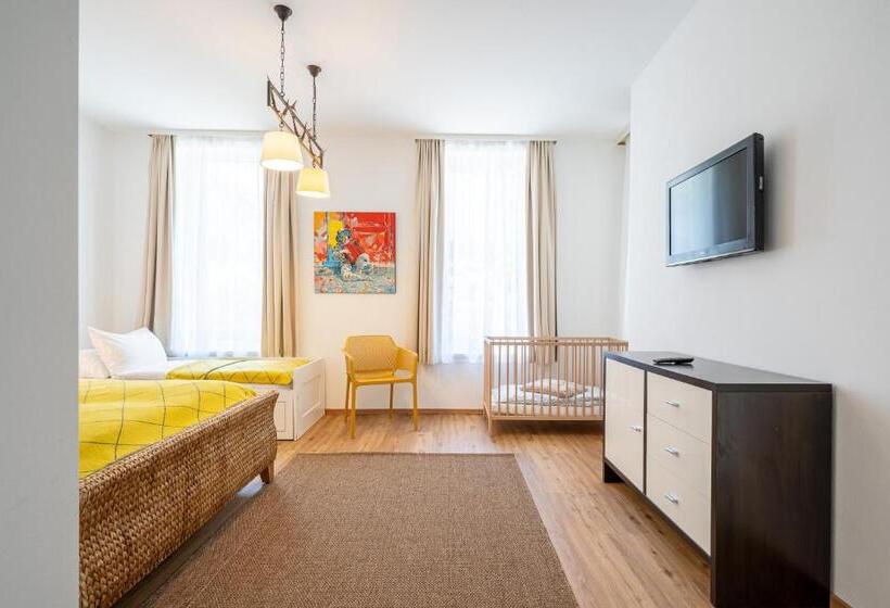Apartment Deluxe Innsbruck Mutters