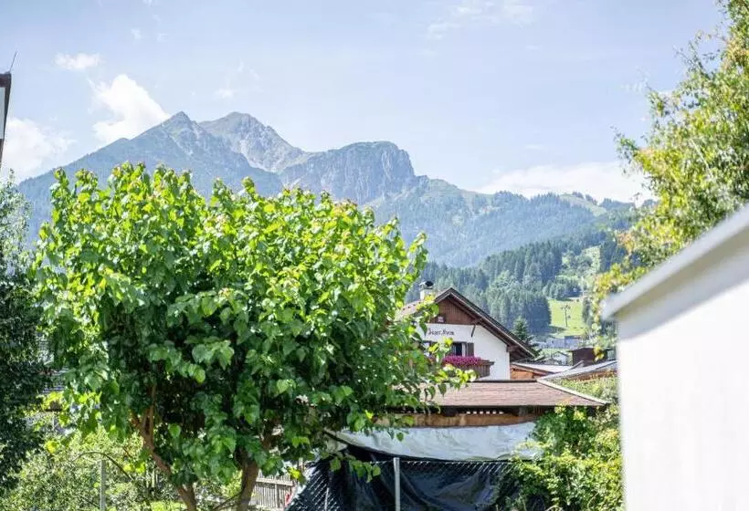 Apartment Deluxe Innsbruck   Mutters