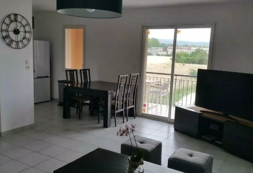 Apt 50m2 Avec Balcon Tout équipé Proche D Avignon