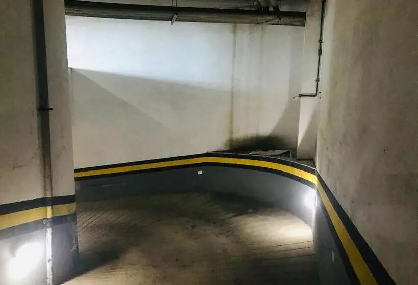 Ed. Crystal Residence