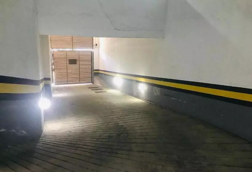 Ed. Crystal Residence