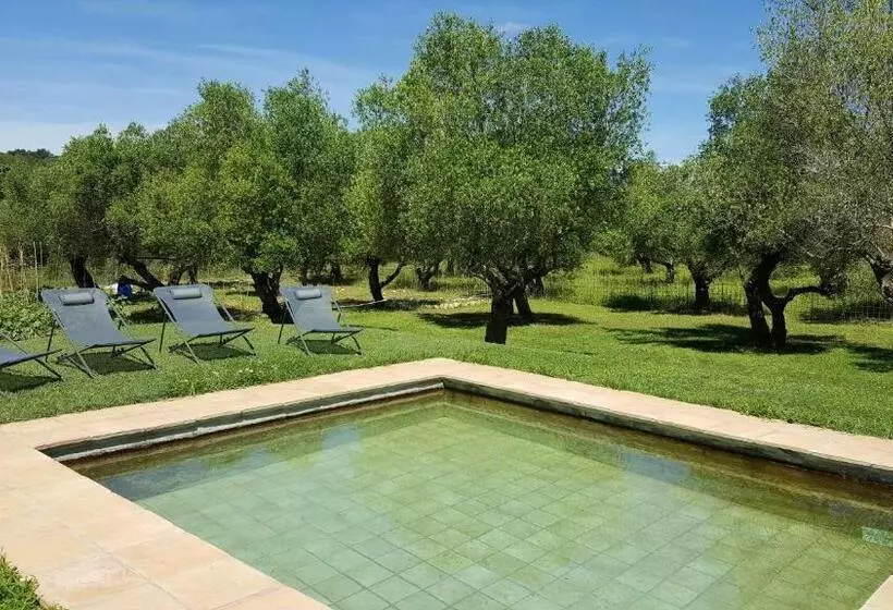 Casa Rural Con Jardín Privado