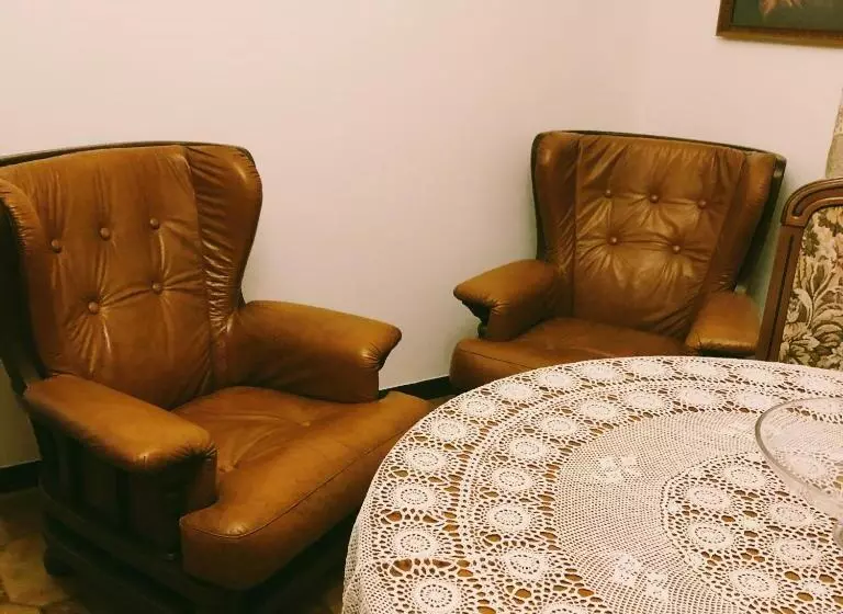 Dalla Nonna Libia
