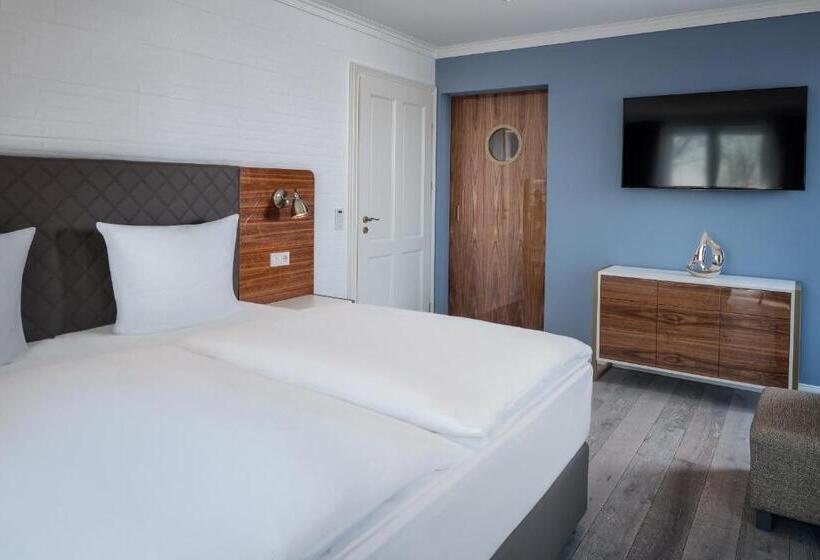 Villa Lotsenhäuser Rügen   Luxus Ferienhaus   3 Schlafzimmer   Sauna   Dachterrasse Mit Boddenblick