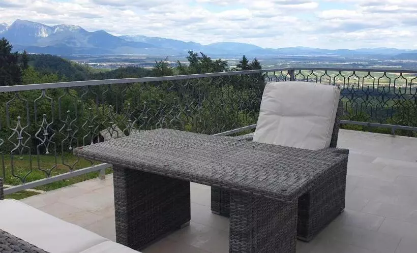 Apartma Pri Boštjanu