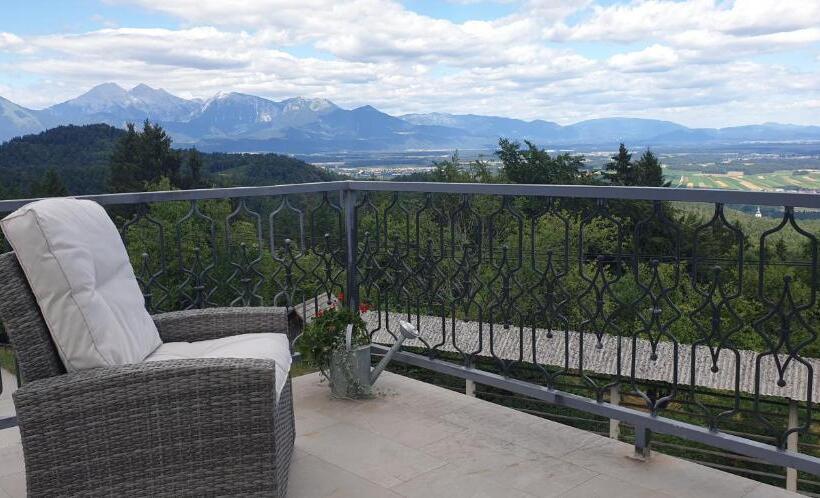 Apartma Pri Boštjanu