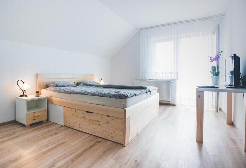 Apartma Pri Boštjanu