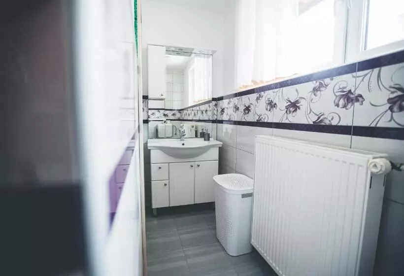 Apartma Pri Boštjanu