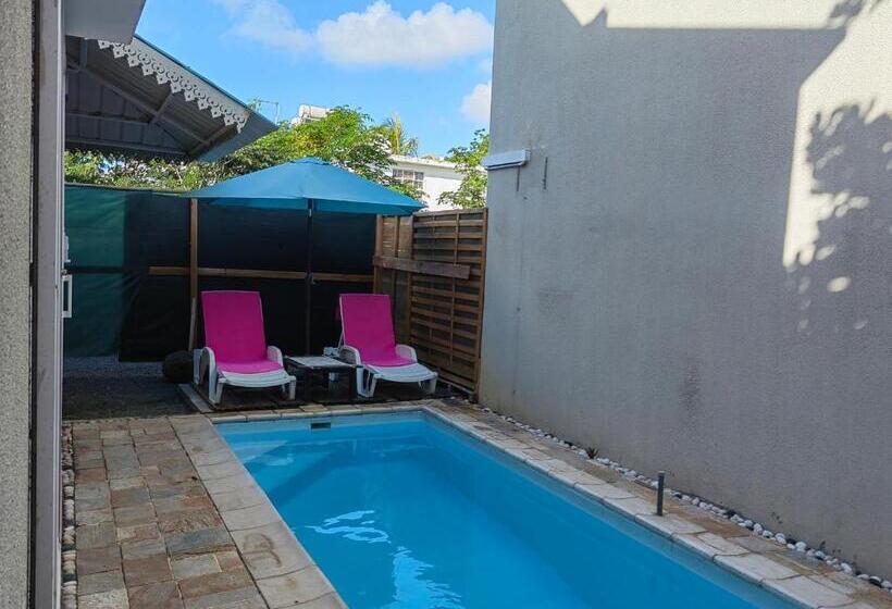 Piscines Privées Et Chauffées, Private Heated Pools