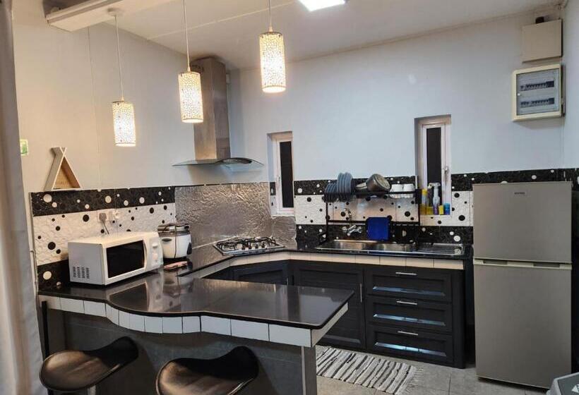 Piscines Privées Et Chauffées, Private Heated Pools