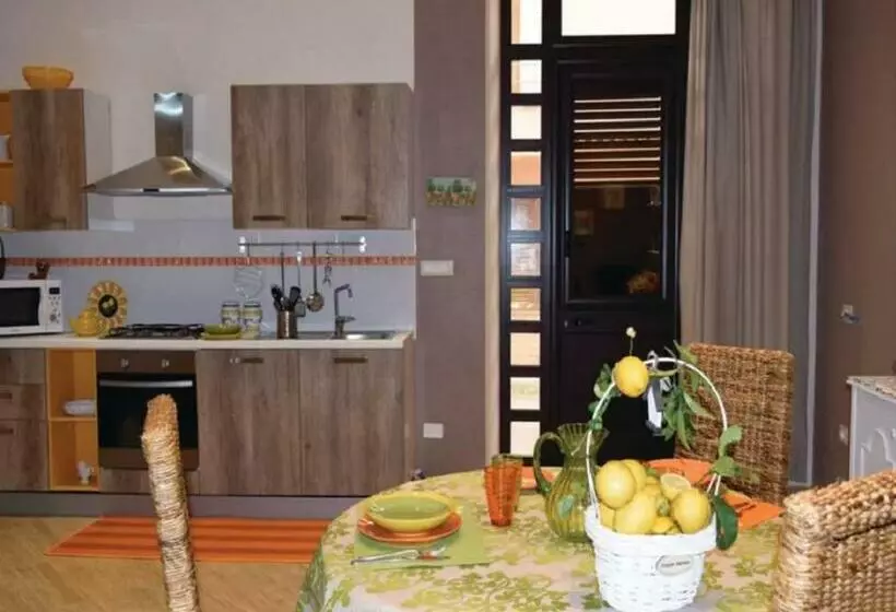Casa Meilikios