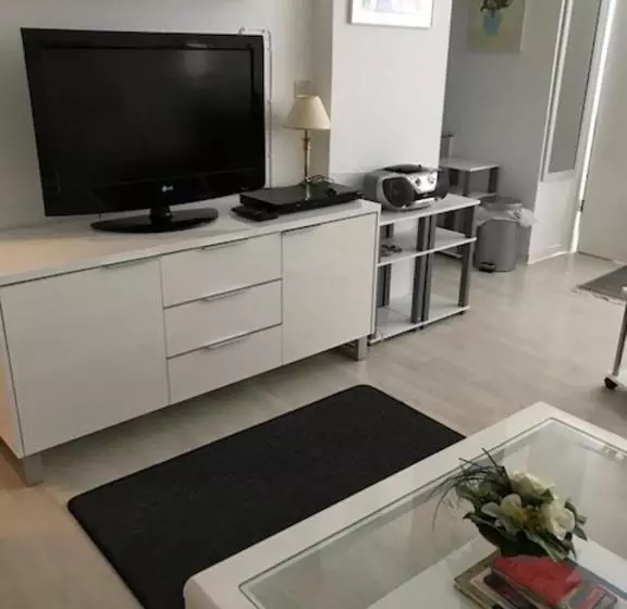 Ferienwohnung F 4 2