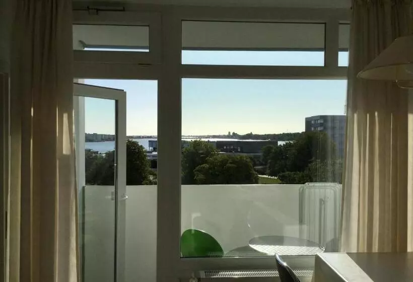 Ferienwohnung F 4 2