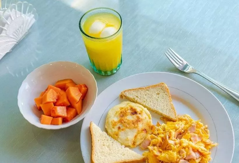 Hotelli Ayenda Elyamar V