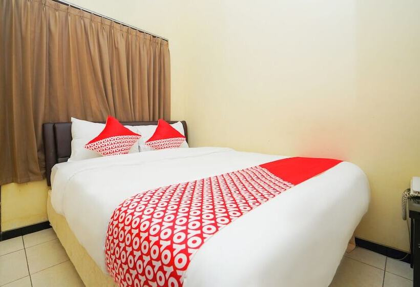 Отель Oyo 2902 Graha 18