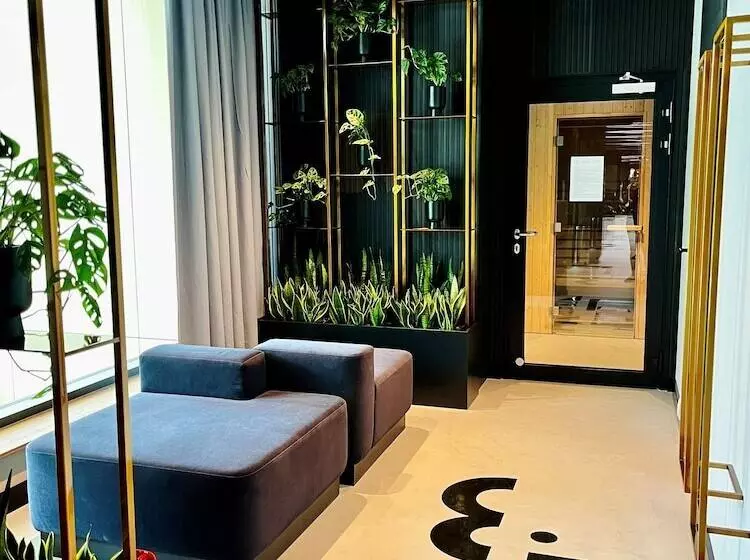 هتل Royal Tulip Warsaw Centre