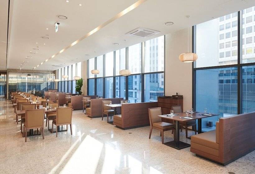 Stanford Hotel Myeongdong