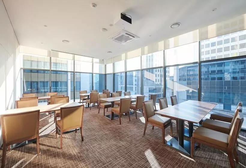 Stanford Hotel Myeongdong