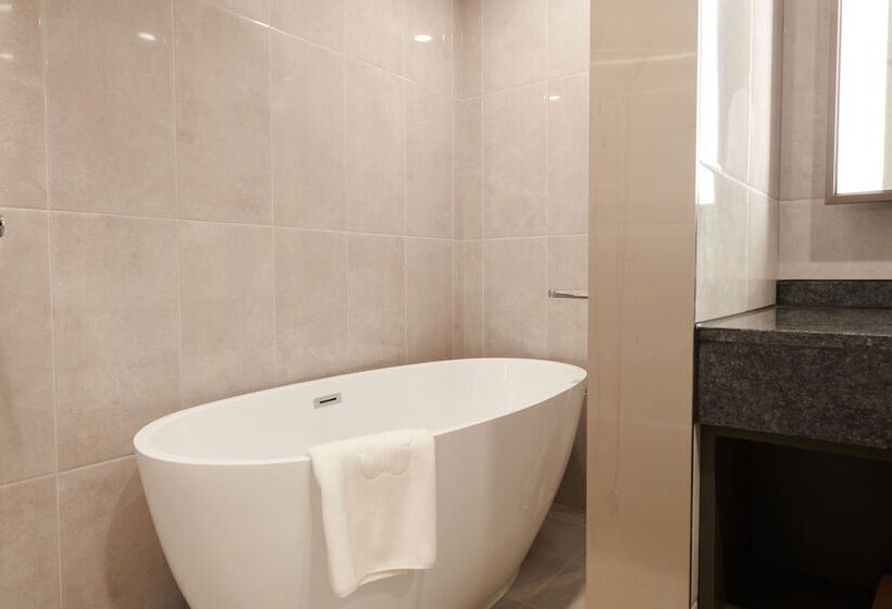 Stanford Hotel Myeongdong