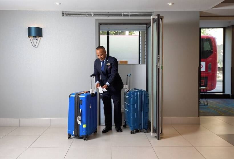 Отель City Sleeper At Royal National