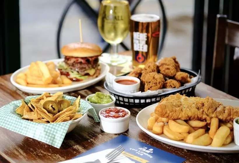 ホテル City Sleeper At Royal National