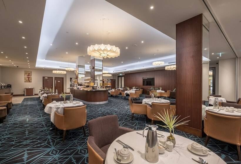 Отель City Sleeper At Royal National