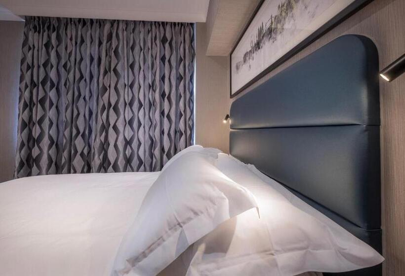 Отель City Sleeper At Royal National