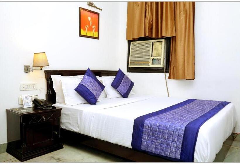 Airport Hotel The R Blues New Delhi