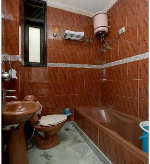 Airport Hotel The R Blues New Delhi